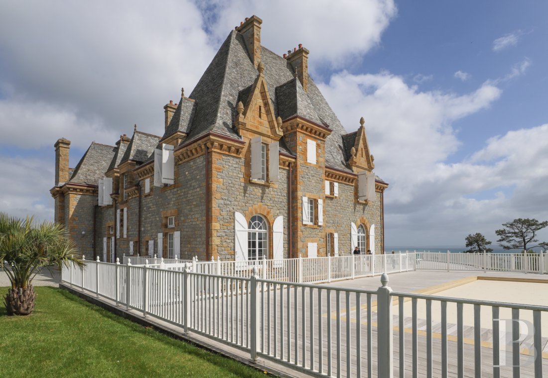 Dans le Finistère, sur la presqu’île de Crozon, un manoir du début du 19e siècle en belvédère sur la baie de Douarnenez - photo  n°36